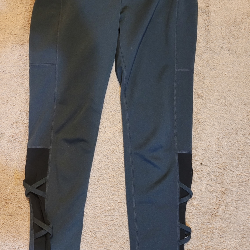 POP Fit Black and Gray Leggings